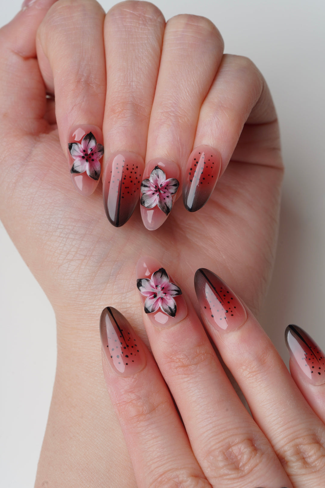 Upside Down Bloom - MissSunshineNails