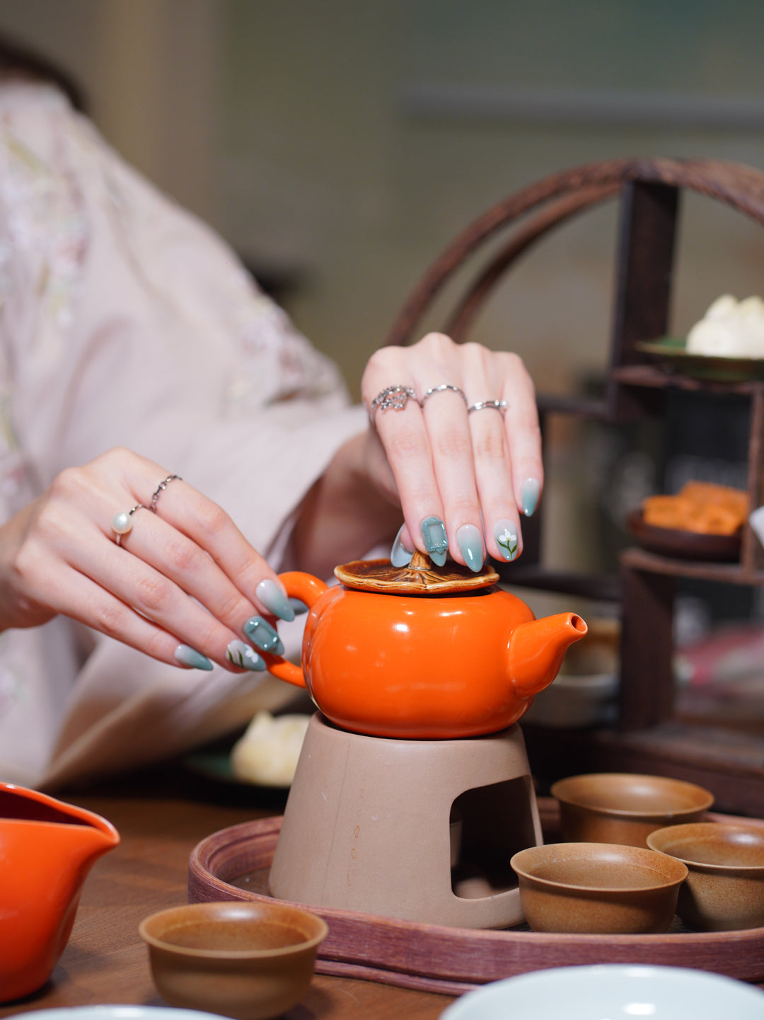 Jade Flower - MissSunshineNails