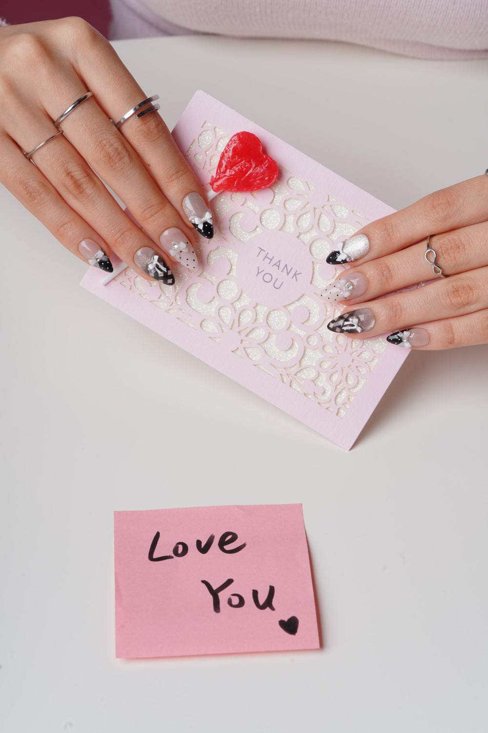 Champaign Affair - MissSunshineNails