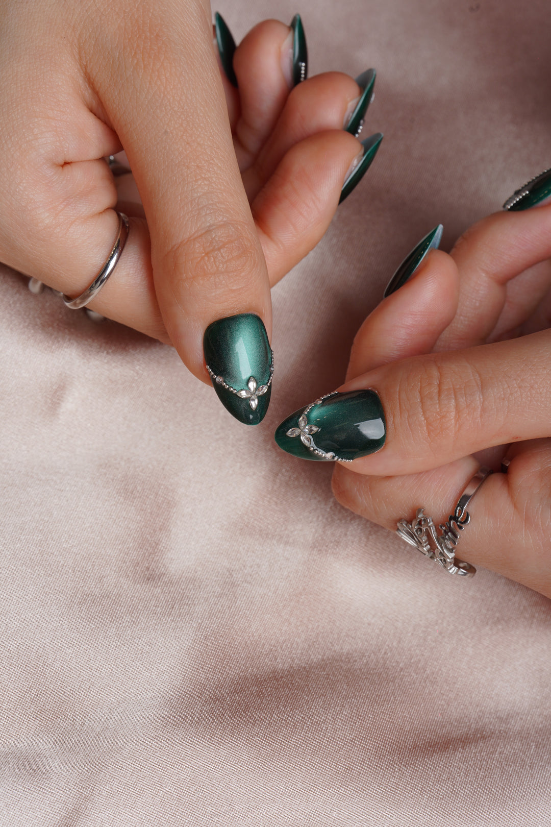 Emerald Affair - MissSunshineNails