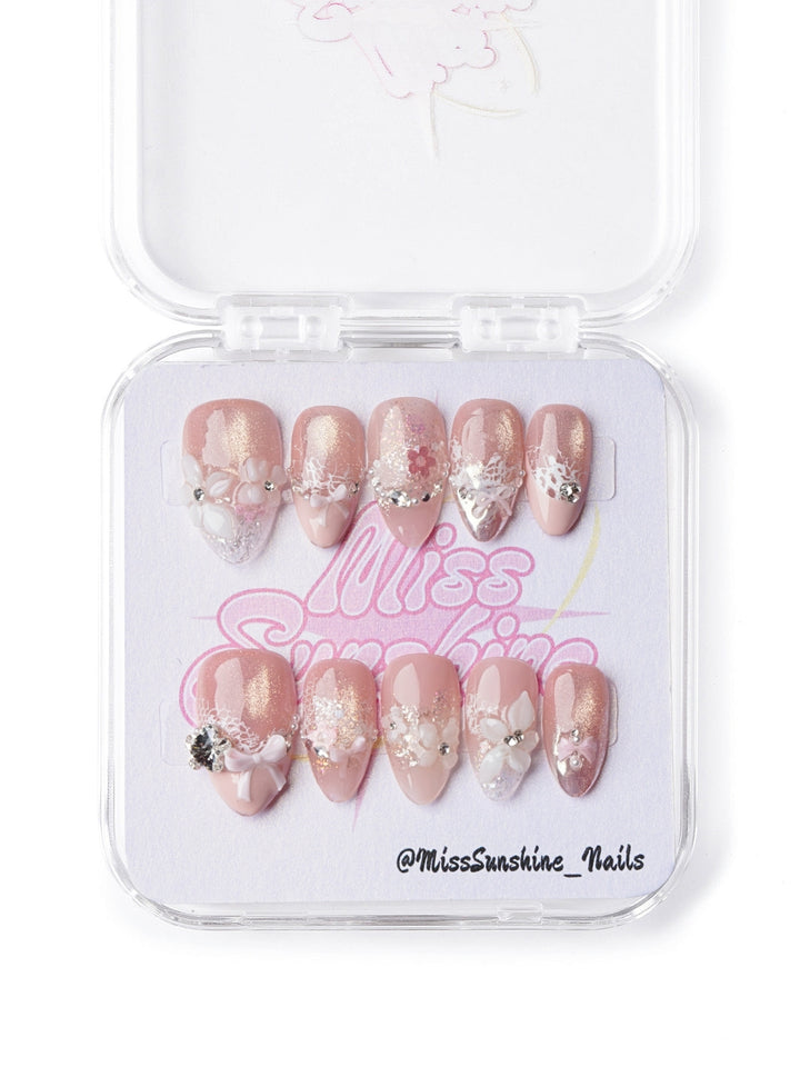Blush Lace - MissSunshineNails