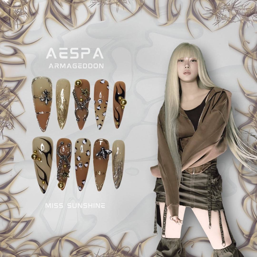 lack chrome accent nails for edgy style