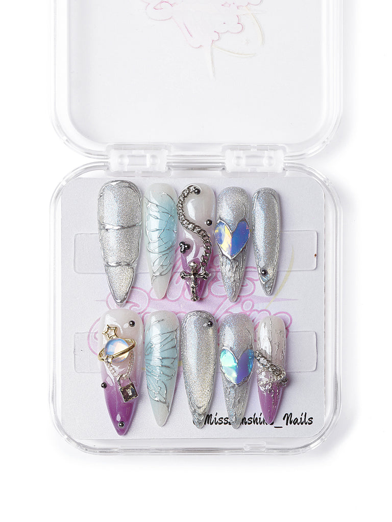 White Mystic | MissSunshineNails
