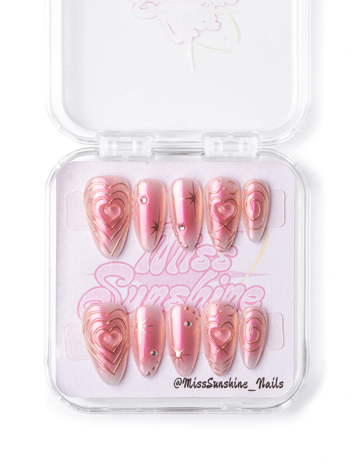 Reflective hearts and gem nails