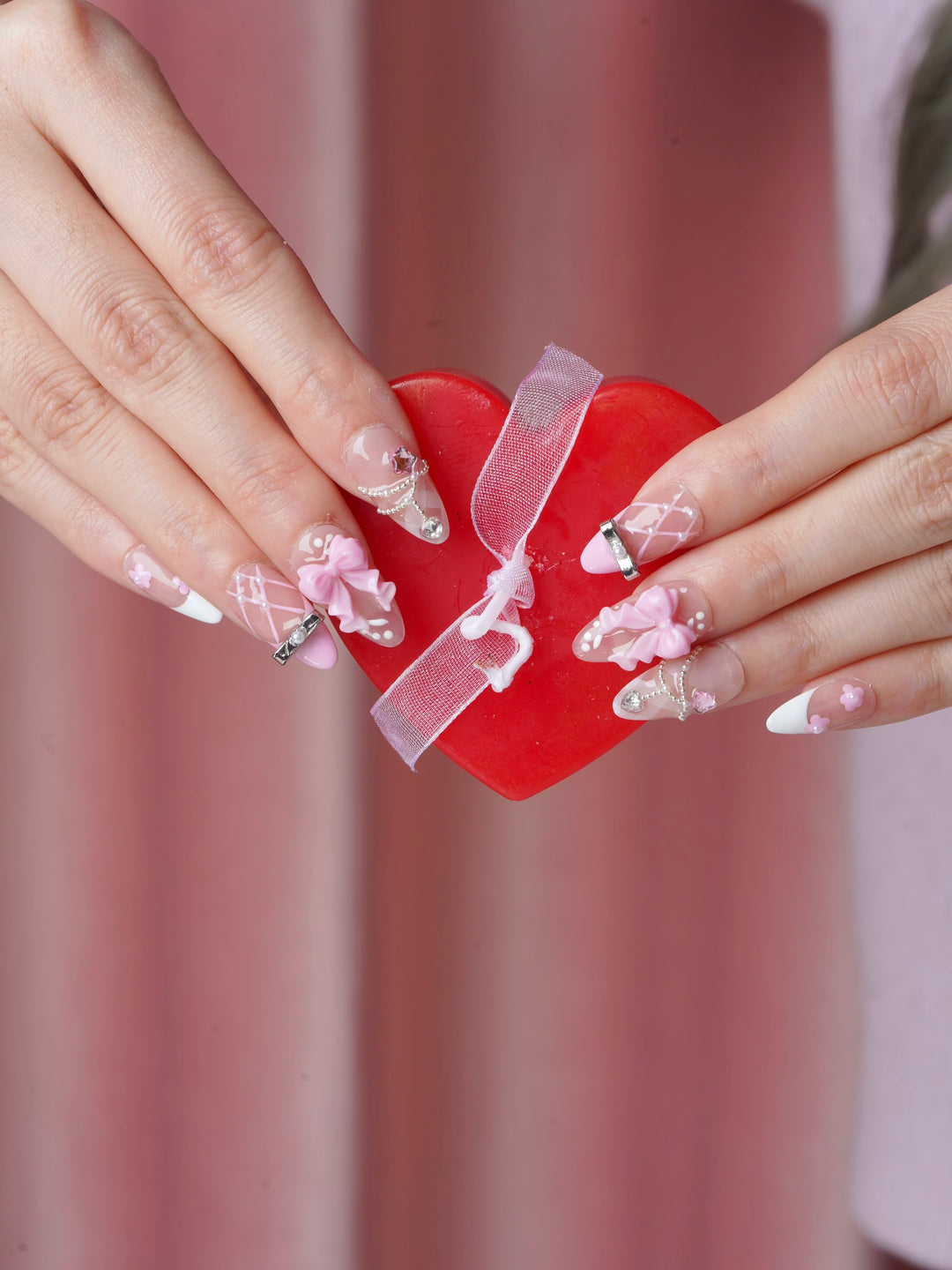 Wedding nail set silver chains