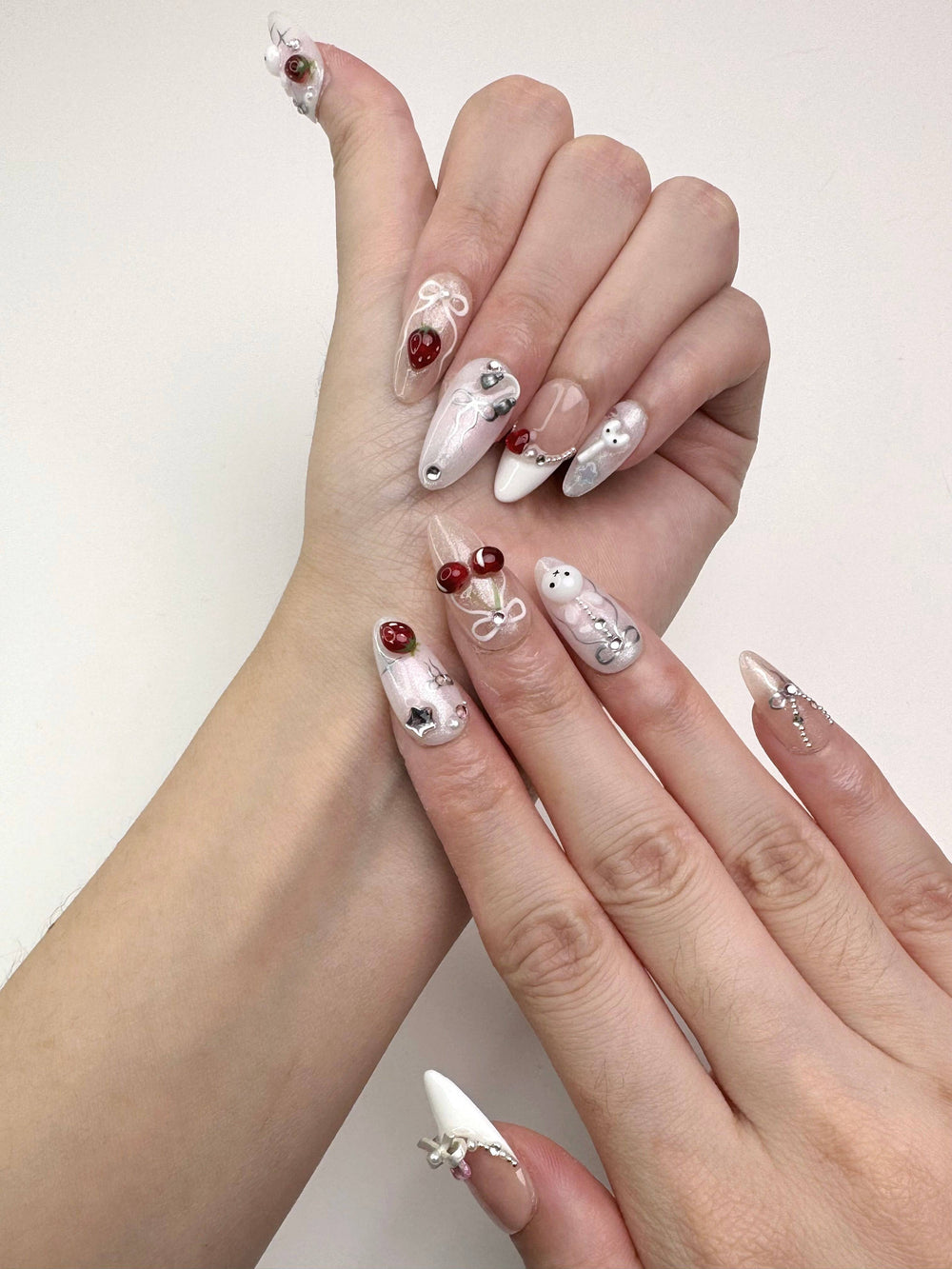 Kawaii-inspired bunny and bow press-on nails