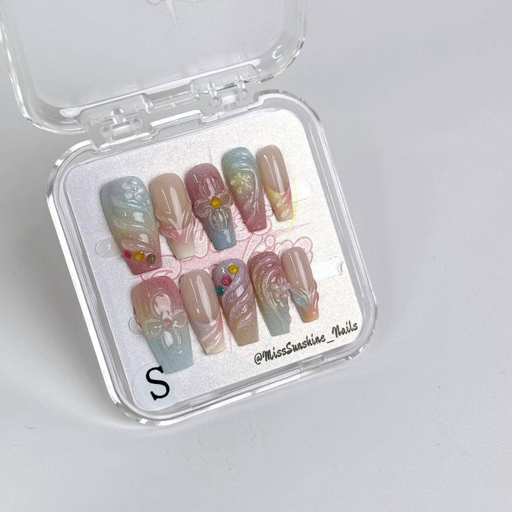 Spring-inspired pastel press on nails