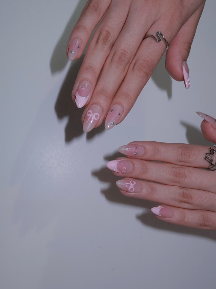 Dainty pink press-on nail design