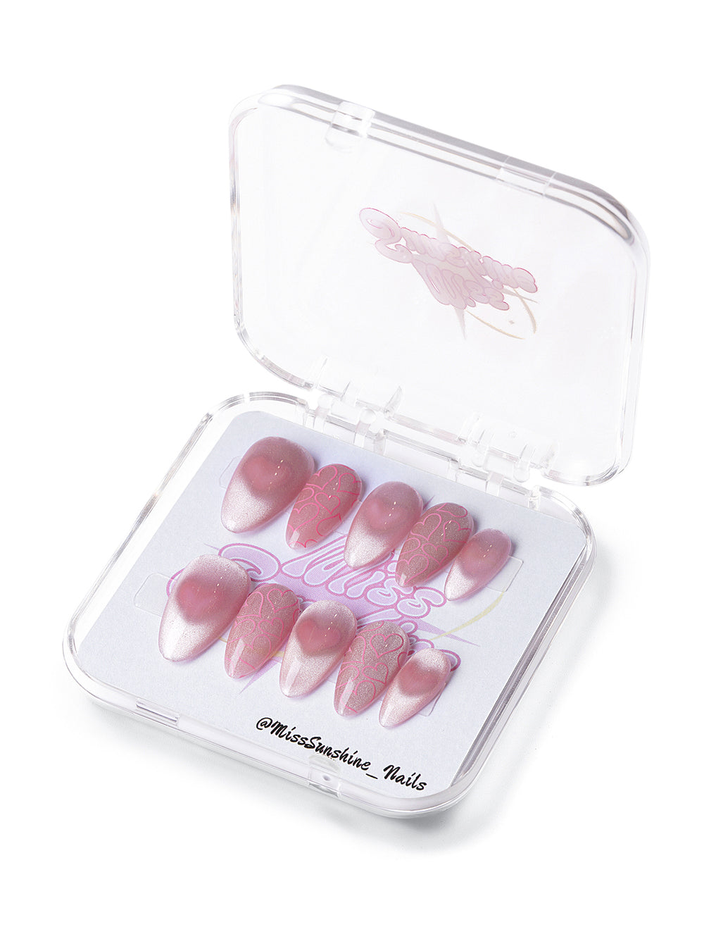 Magnetic cat eye with pink hearts all over short almond nails