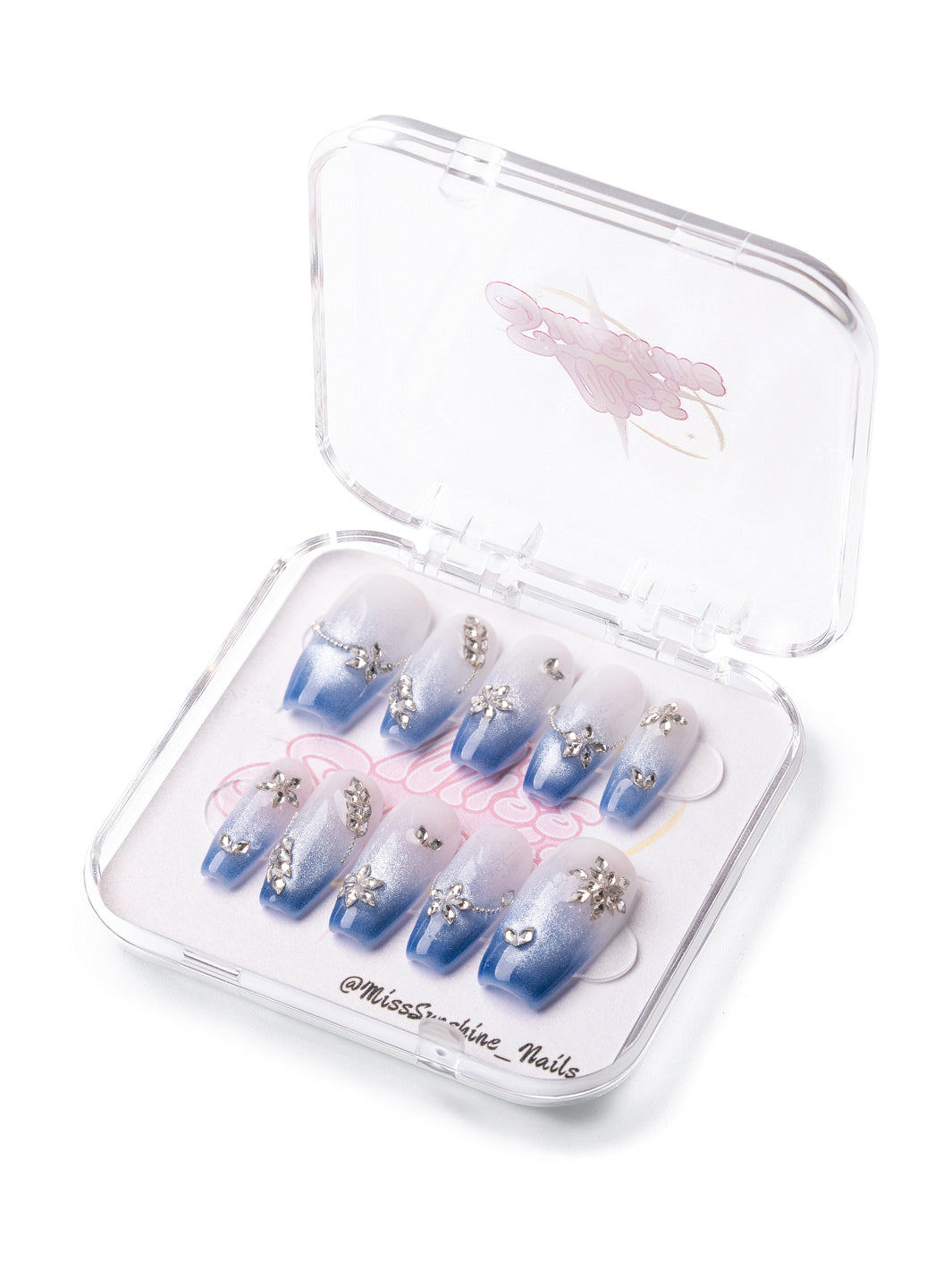Ombré blue snowflake coffin nails