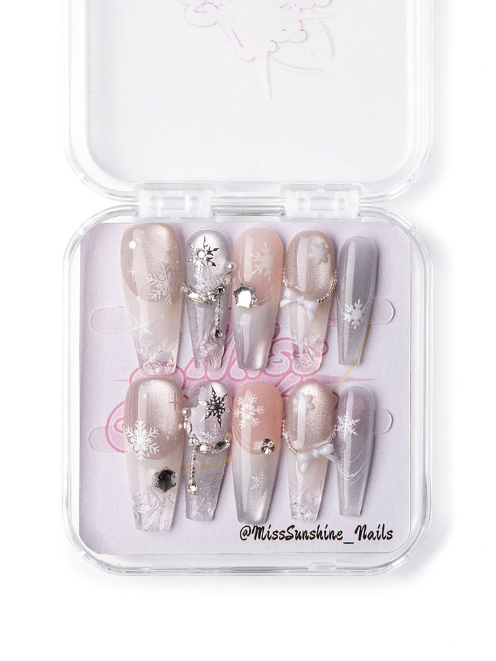 Frosty Night blush winter press-on nails